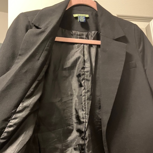 Elegant Black Women's Blazer - Picture 5 of 7